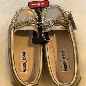 - Minnetonka Metallic Junior Trapper